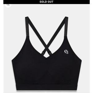 NWT seamless sports bra OWNU